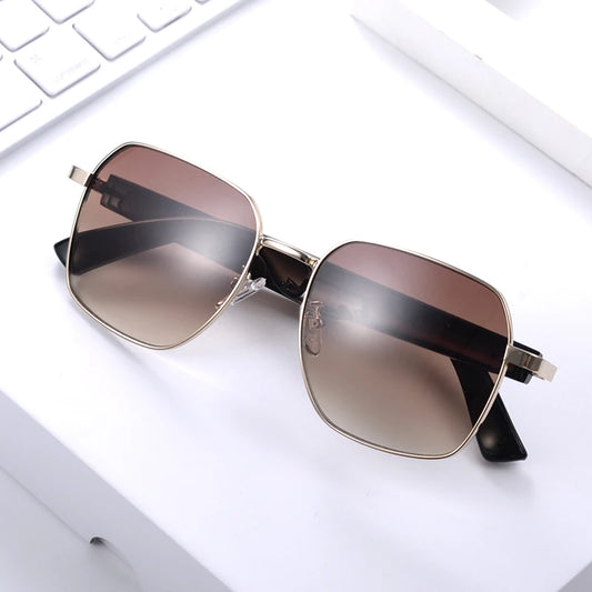 Oversized smart sunglasses brown