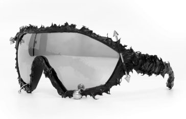 ME - YGG - 114 - MCROONS.COM