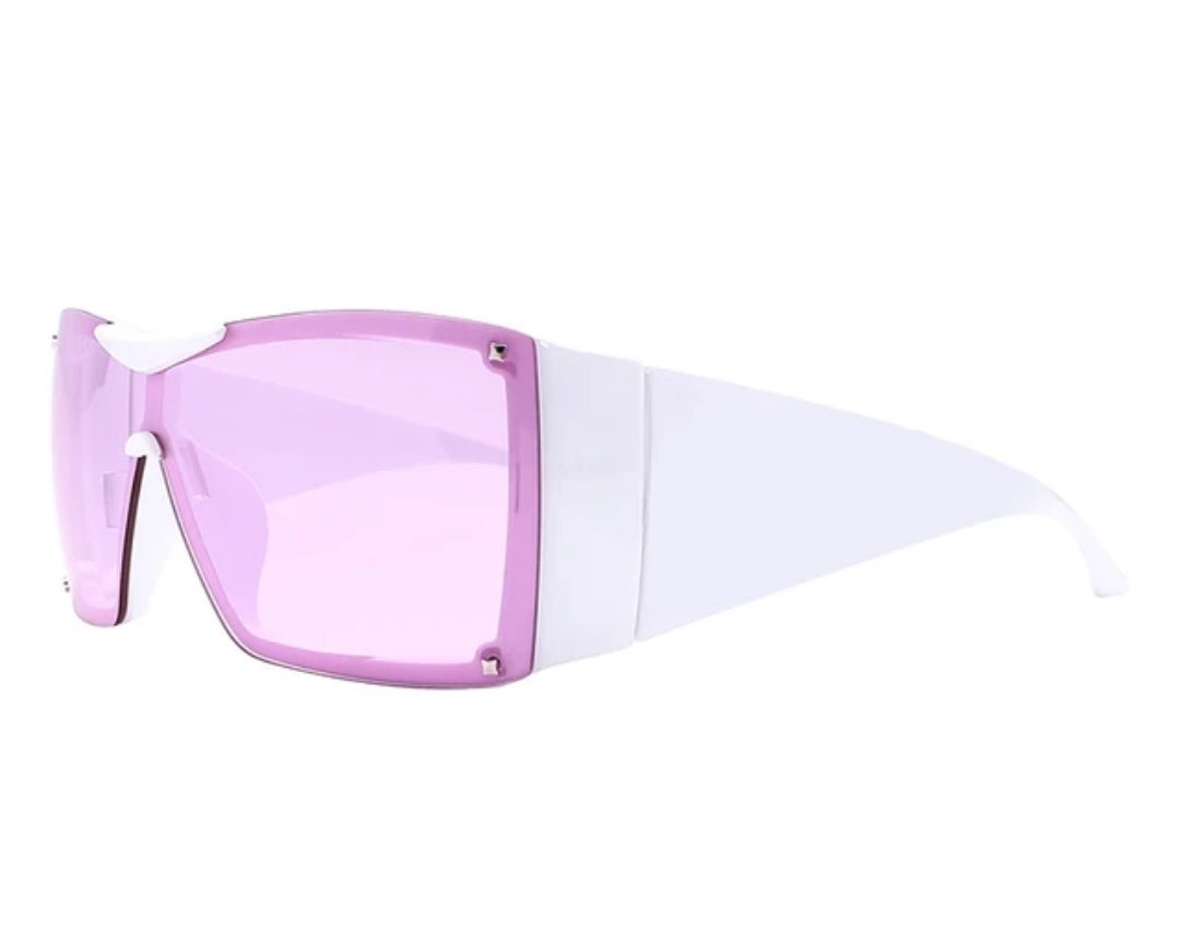 ME - YGG - 116 - MCROONS.COM