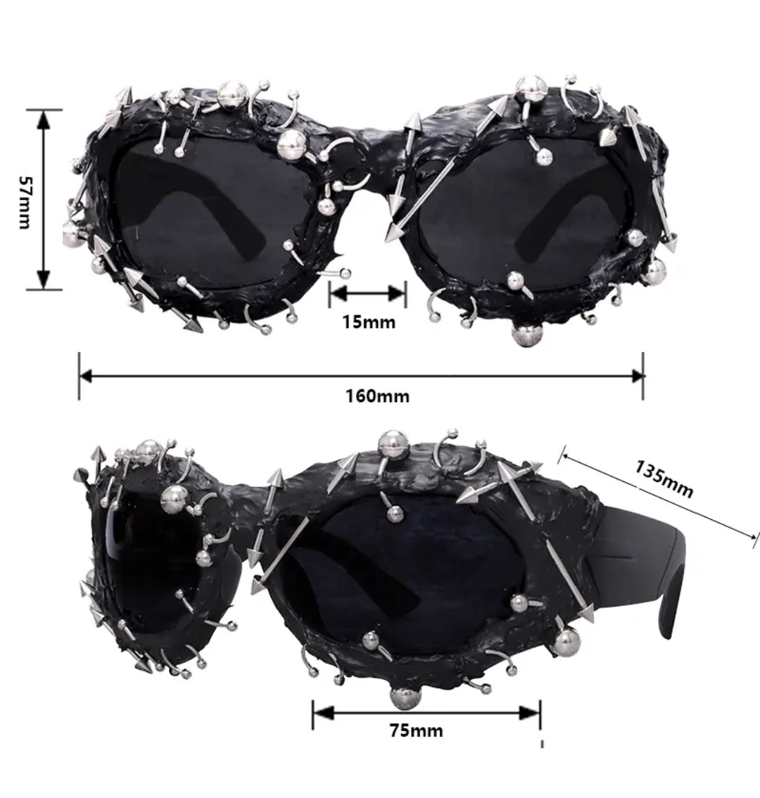 ME - YGG - 124 - MCROONS.COM