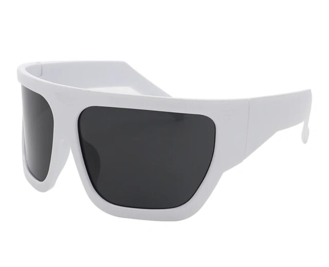 ME - YGG - 132 - MCROONS.COM