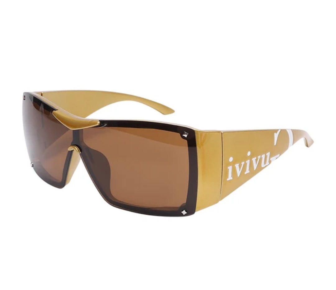 ME - YGG - 142 - MCROONS.COM