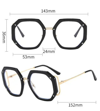 ME - YGG - 157 - MCROONS.COM